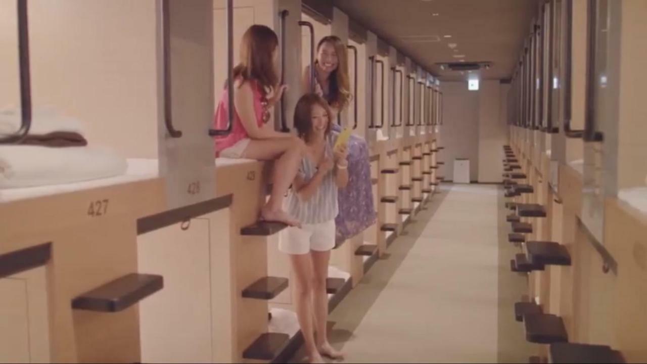 Y'S Cabin Osaka Namba Экстерьер фото
