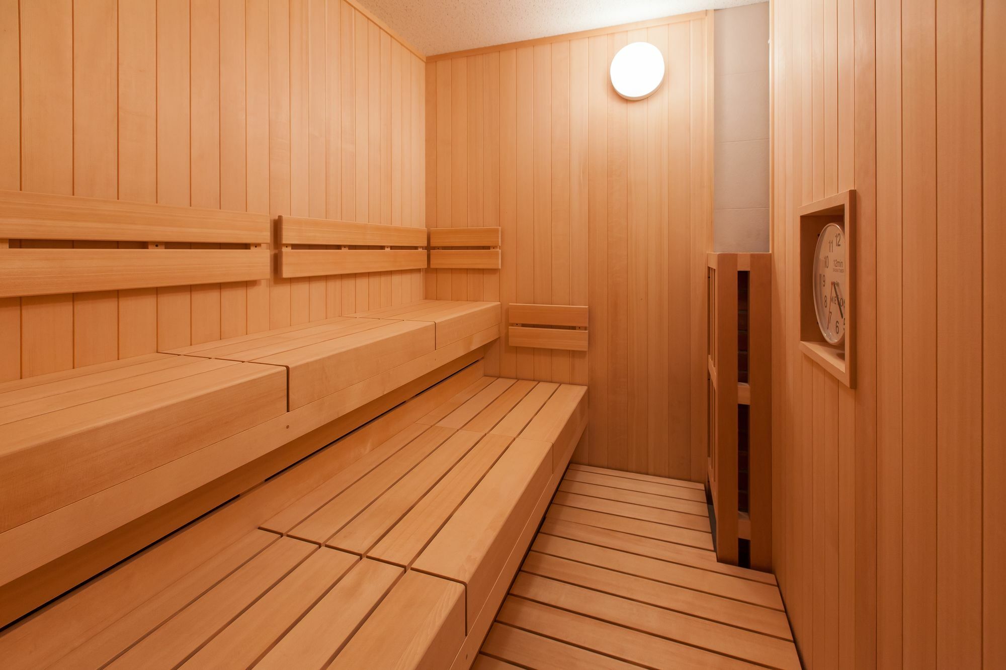 Y'S Cabin Osaka Namba Экстерьер фото