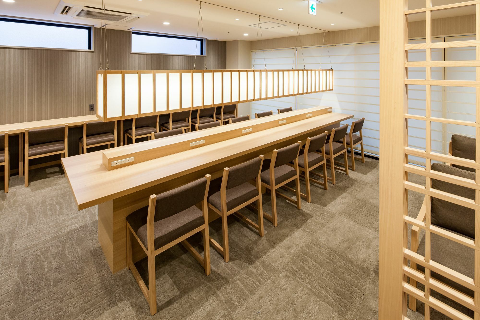 Y'S Cabin Osaka Namba Экстерьер фото